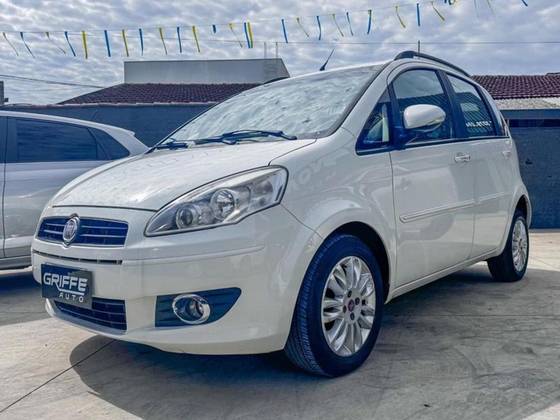 FIAT IDEA 1.6 MPI ESSENCE 16V FLEX 4P MANUAL